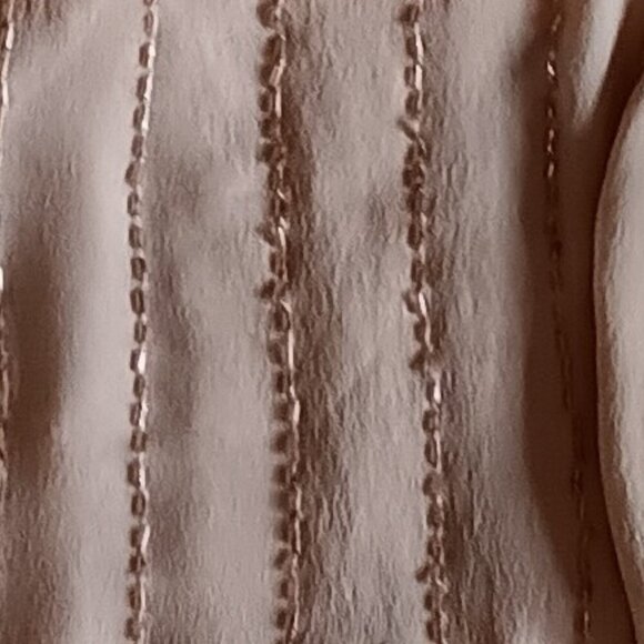 FLAPPER--STYLE ANN TAYLOR BEIGE BEADED SLEAVELESS 20s-STYLE TOP, POLY, MED. - Picture 3 of 3